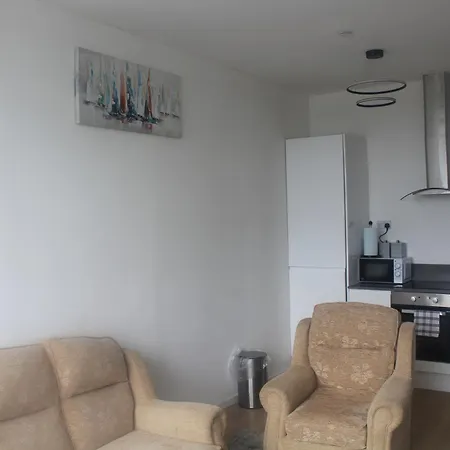 Flat 406 One Bedroom Apartment Birmingham Exterior photo