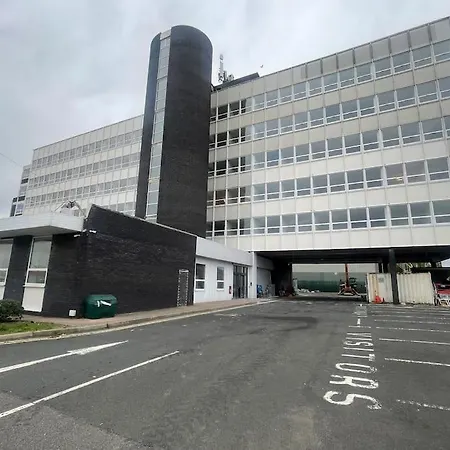Flat 406 One Bedroom Apartment Birmingham Exterior photo