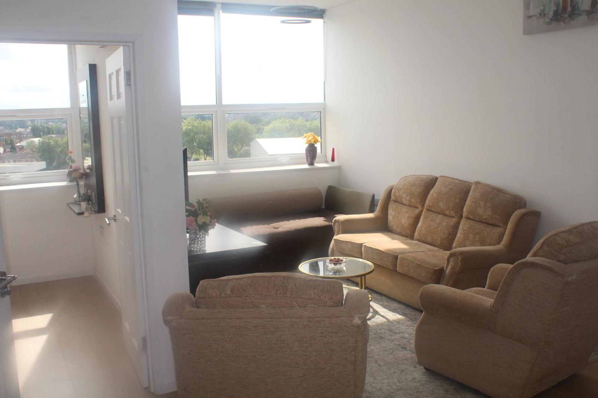 Flat 406 One Bedroom Apartment *